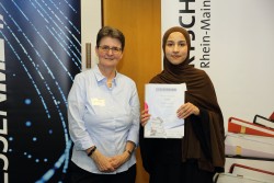 Claudia Reichenbach und Madina Noor